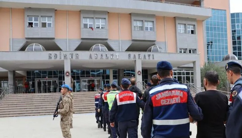 2 PKK, 3 DHKP-C ve 11 FETÖ Üyesi Yakalandı.