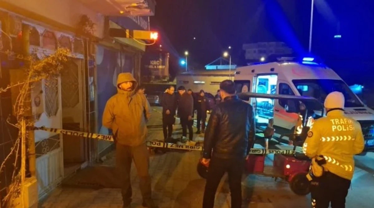 3. Kattan D&uuml;şen 82 Yaşındaki Adam &Ouml;ld&uuml;