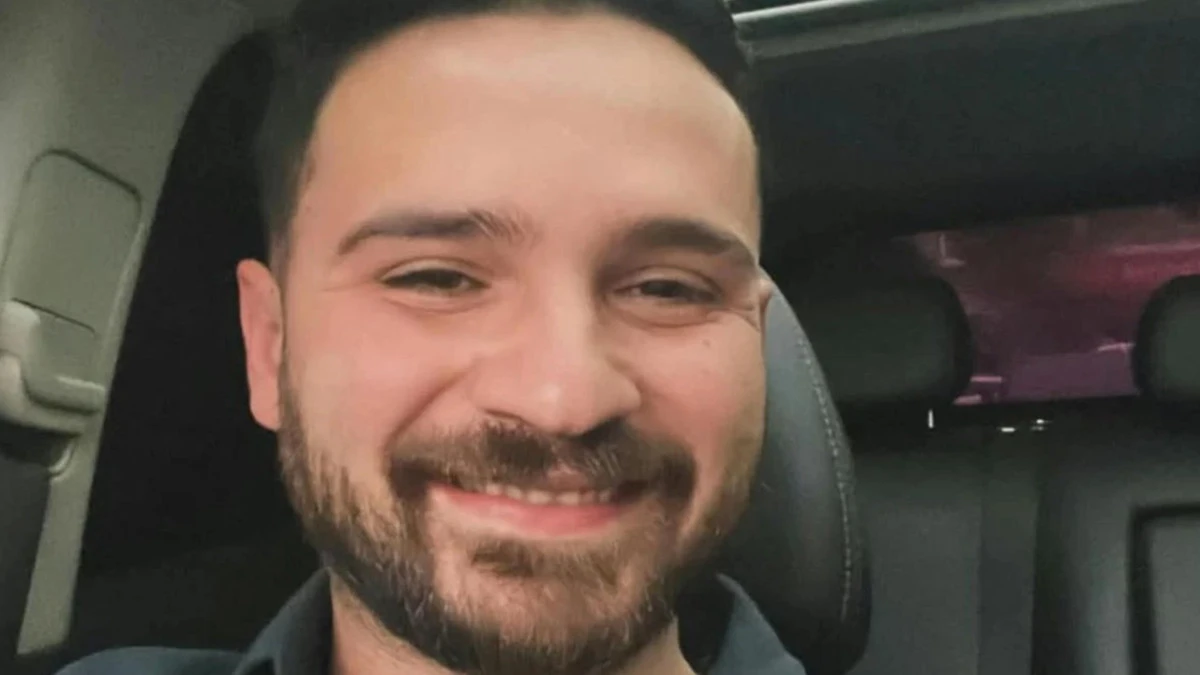 Abisi Bı&ccedil;aklayarak &Ouml;ld&uuml;rd&uuml;