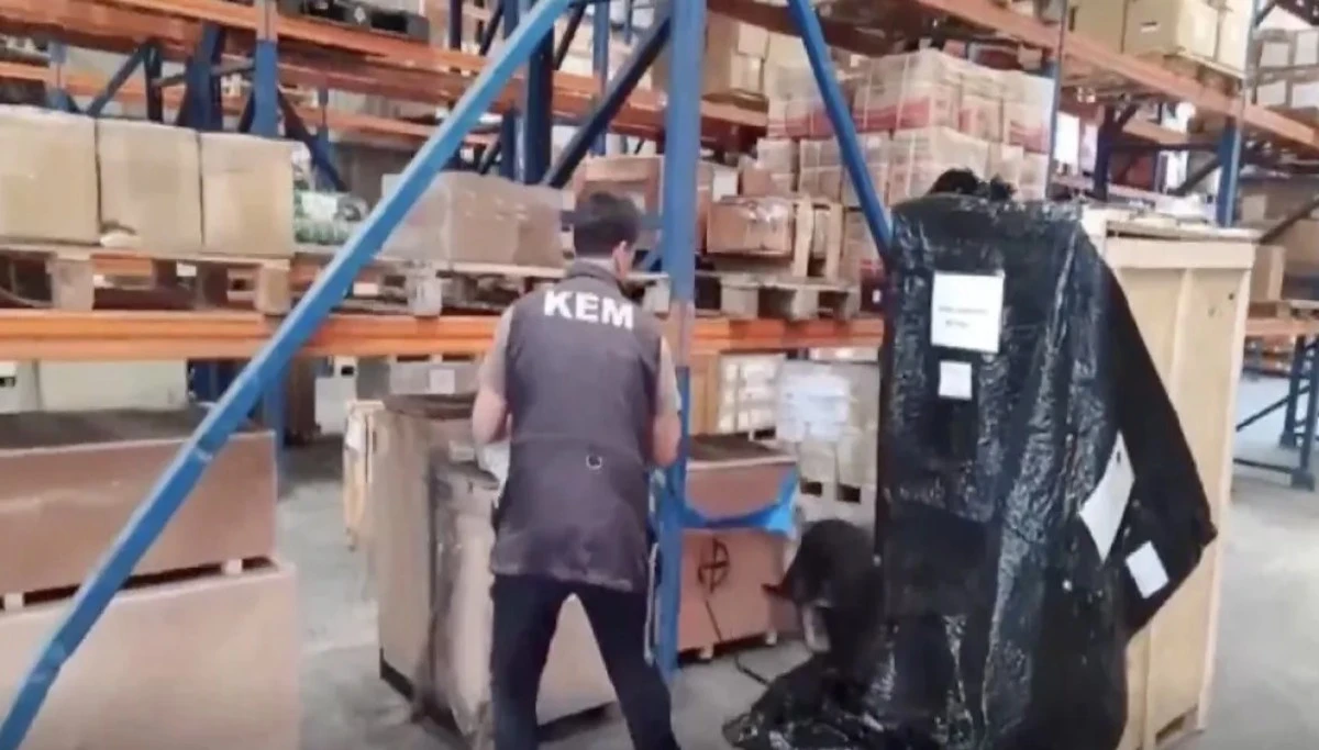 Ağrı Sınırında 1 Ton Uyuşturucu Madde Ele Geçirildi