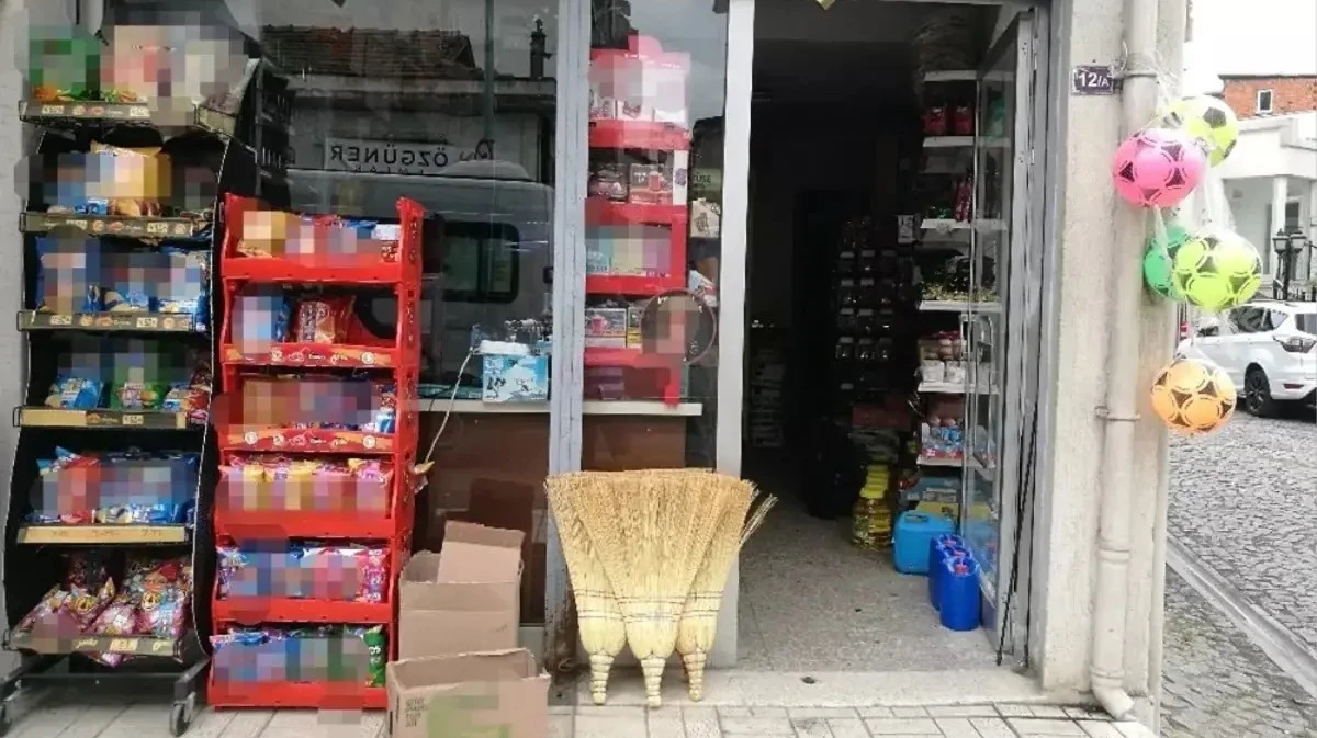 Anne ve Kızın Cesetleri Bakkal Dükkanında Bulundu
