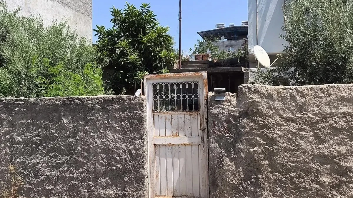 Annesini Sopayla Döverek Öldürdü