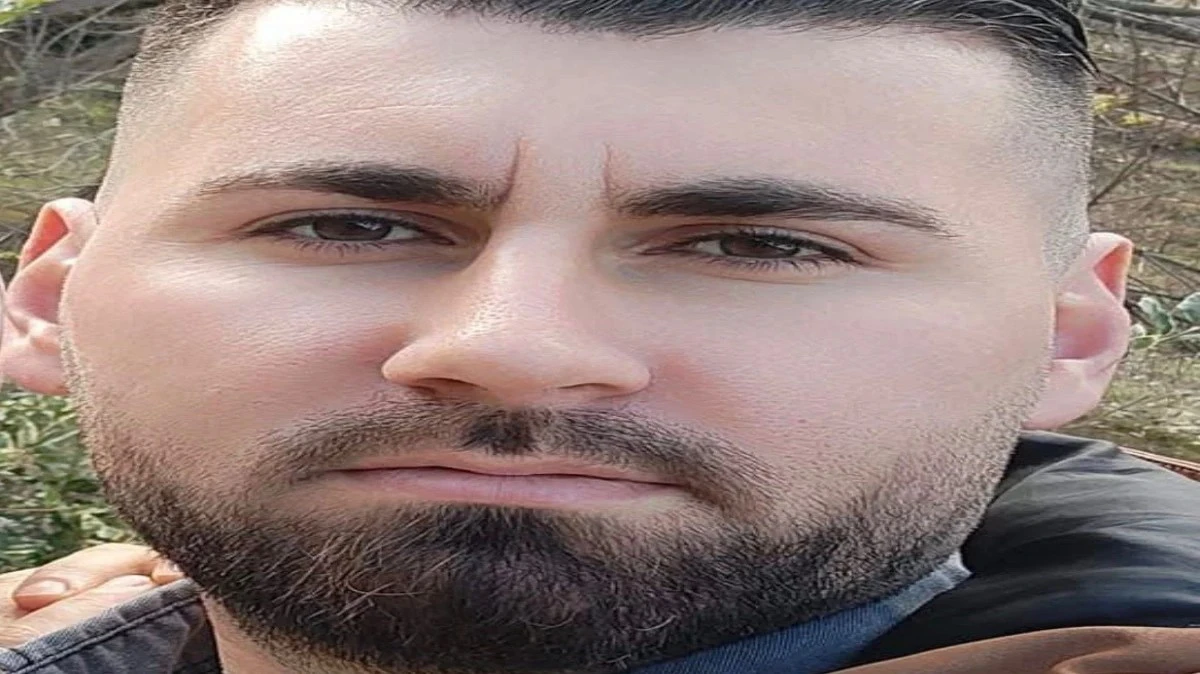 Arabasında Bı&ccedil;aklanarak &Ouml;ld&uuml;r&uuml;ld&uuml;