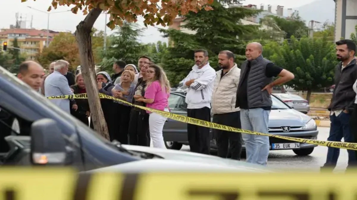 Bankta İntihar Etti