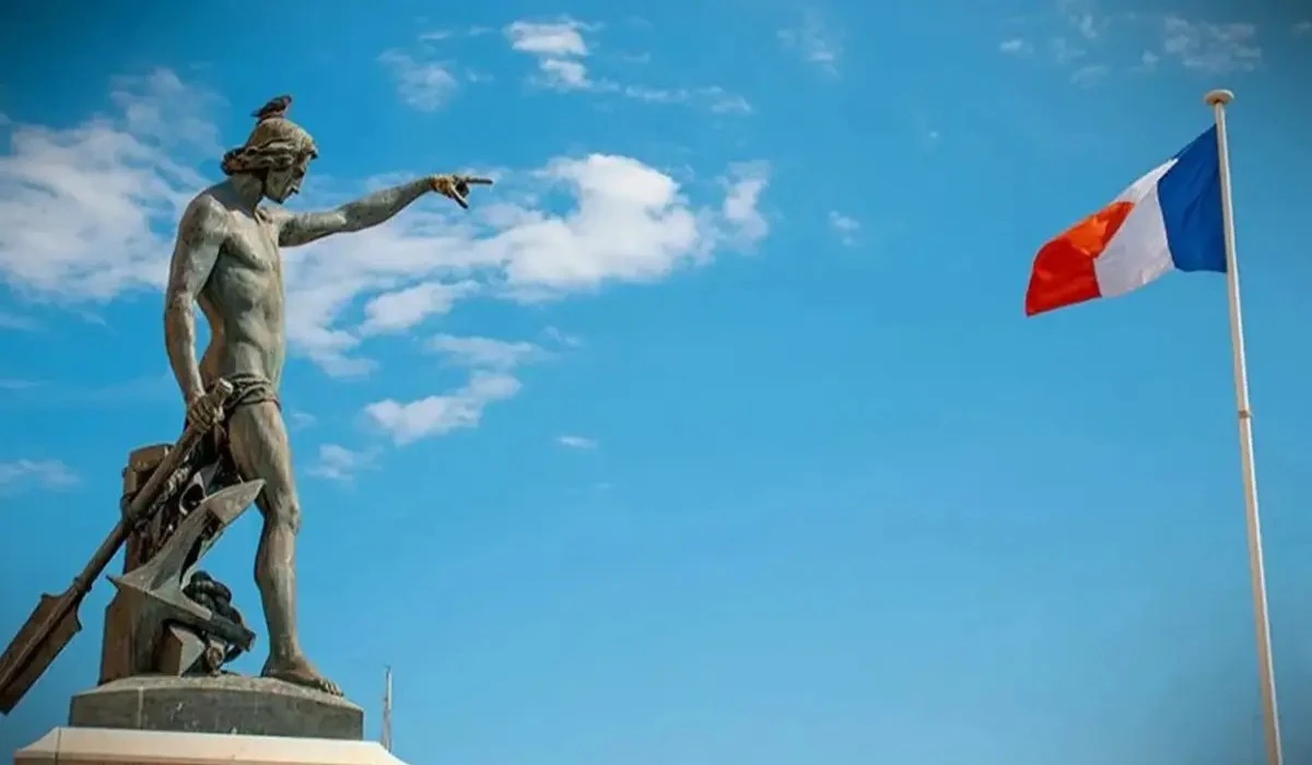 Batı Afrika &Uuml;lkesi Fransa ile Diplomatik İlişkilerini Kesti