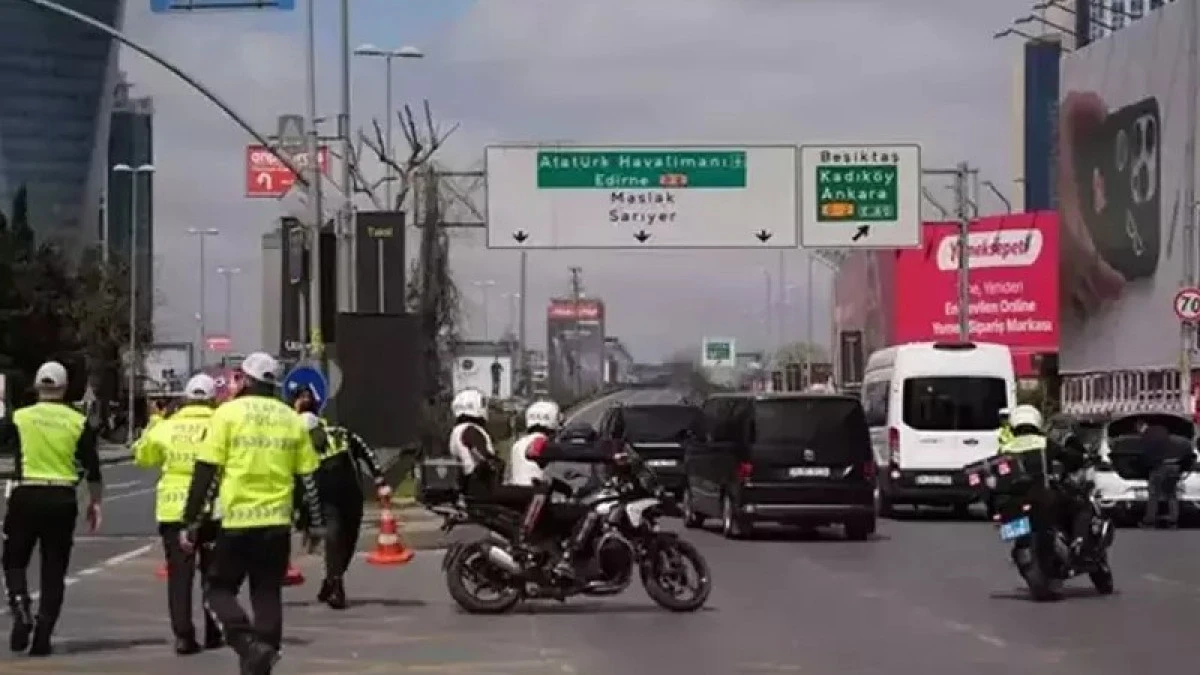 Beşiktaş&rsquo;ta Polis Noktasına Saldırı!