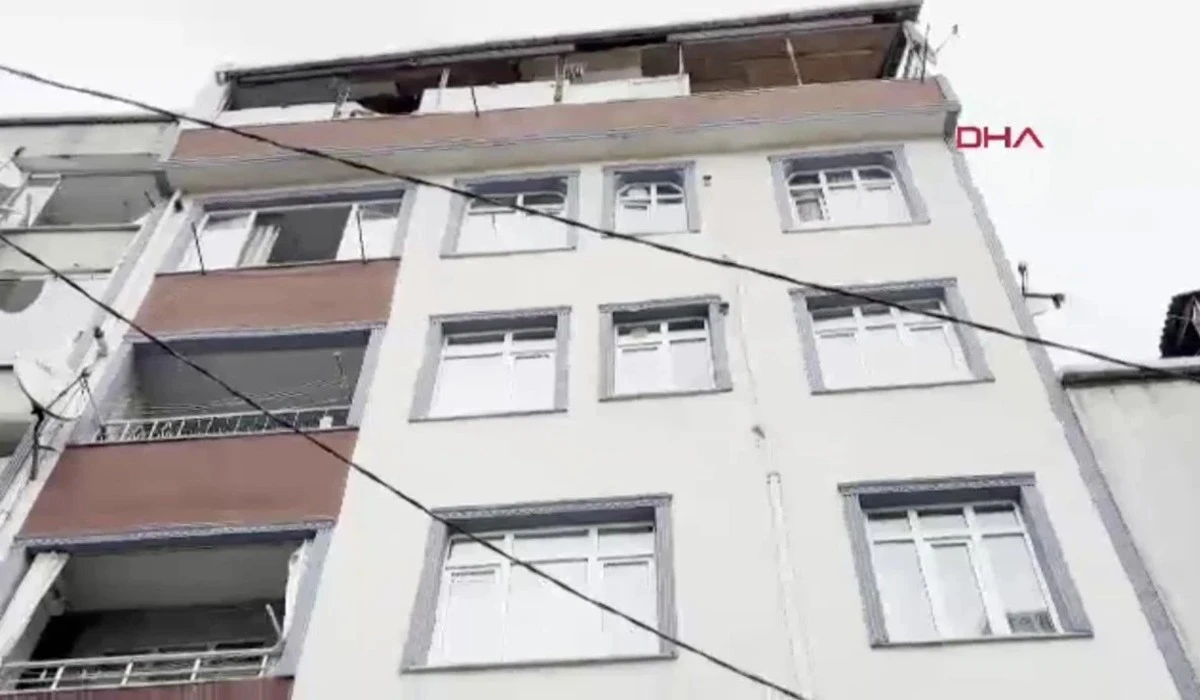 Bir Evde 3 İnsan Cesedi Bulundu