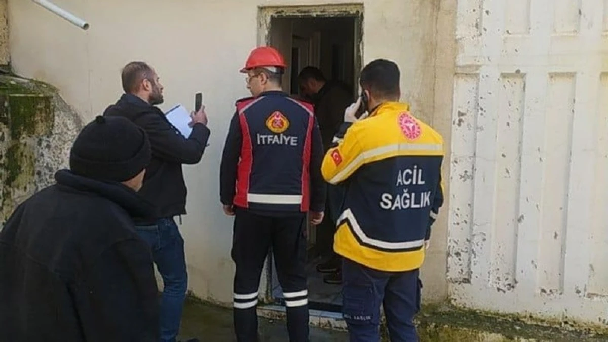 Cami Tuvaletinde &Ouml;l&uuml; Bulundu