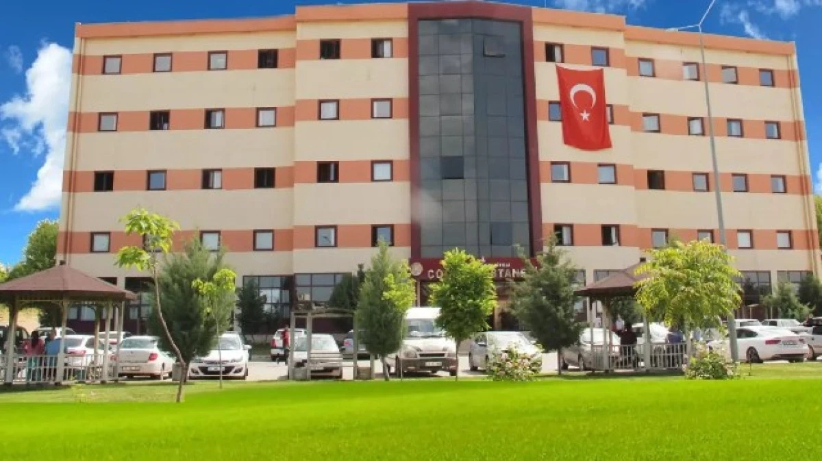 Devlet Hastanesi Doktoru Para Vermeyen Hastayı Rehin Aldı, Veresiye Defteri Tuttu