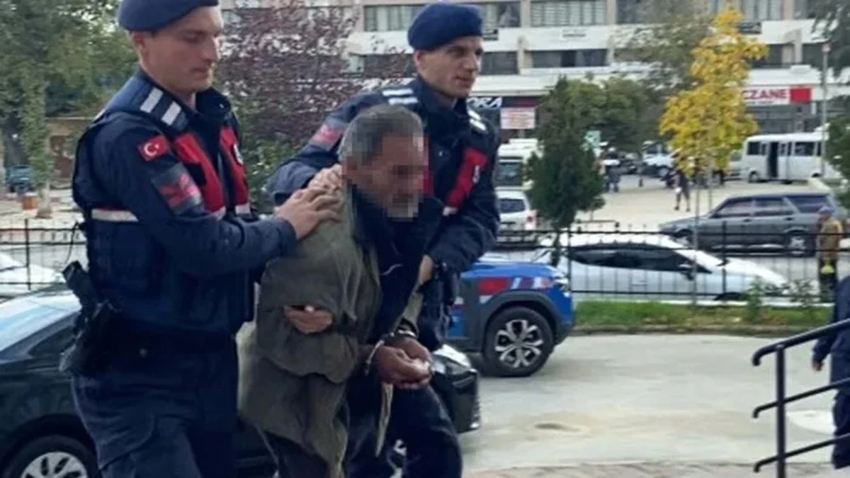 Eşini yaraladı oğlunu öldürdü