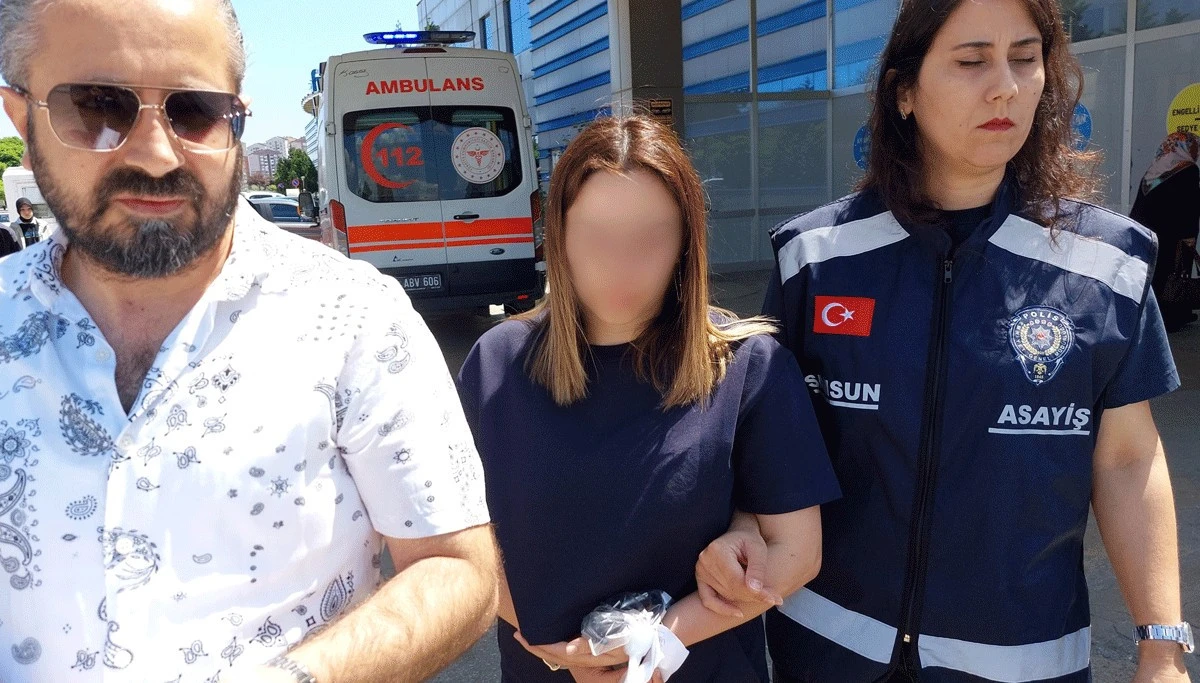 Evlilik Vaadiyle 444 Bin Liralık Altın Aldıran 2 Azeri Kadın, Tuvalette Kıyafet Değiştirip Kaçtı!