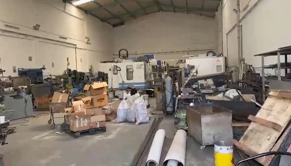 Fabrika Değil Cephanelik!