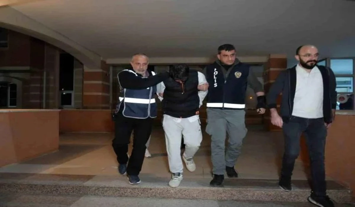 G&uuml;nlerce Hamile Karısının Cesediyle Yaşayan Katil Kocaya Okkalı Ceza
