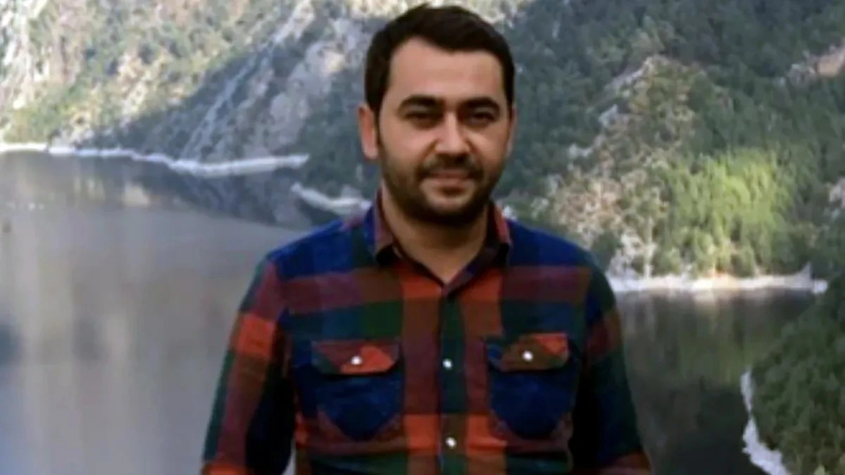 Haluk Taş'ı Sopayla Döverek Öldürüp, Bahri Açıkgöz’ü Ağır Yaraladı.