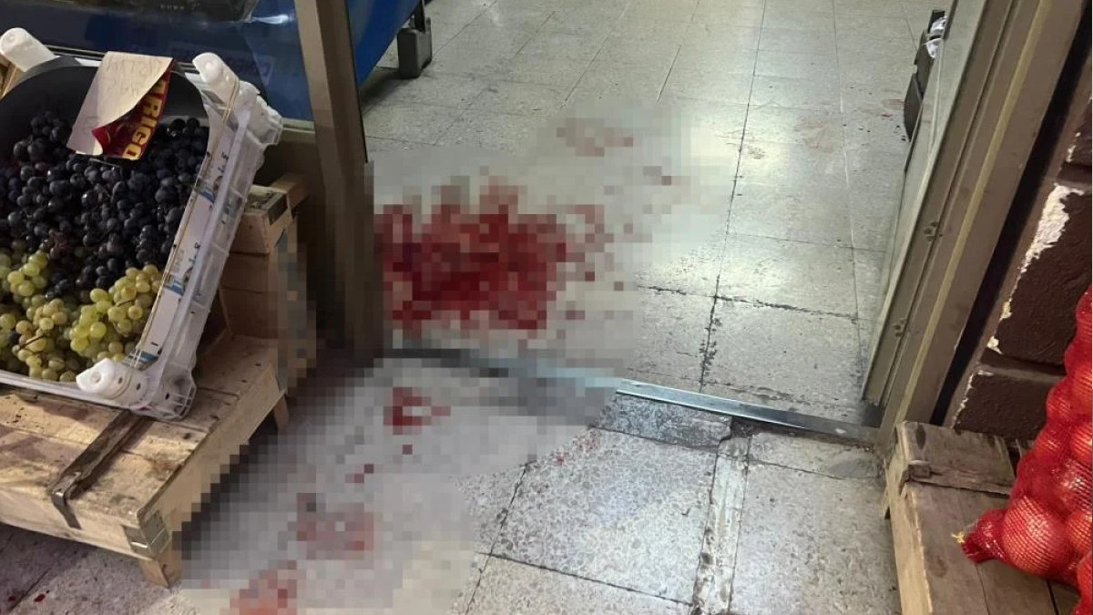 Hayırlı Evlat Babasını Delik Deşik Etti