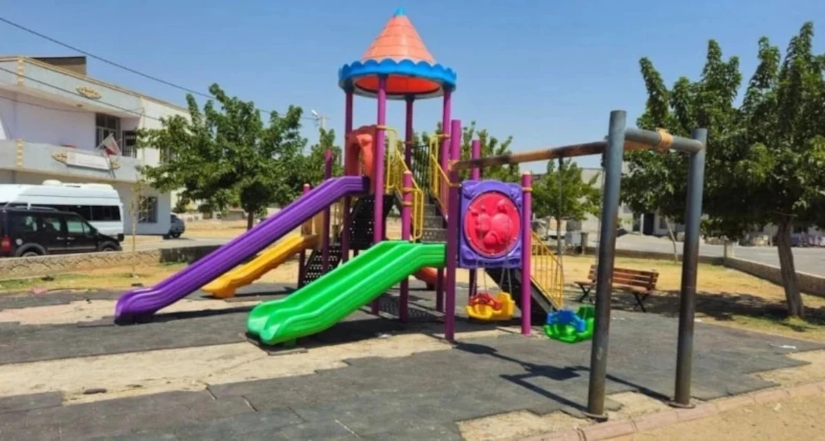 Hırsızlar &Ccedil;ocukların Oyun Parkını &Ccedil;aldılar