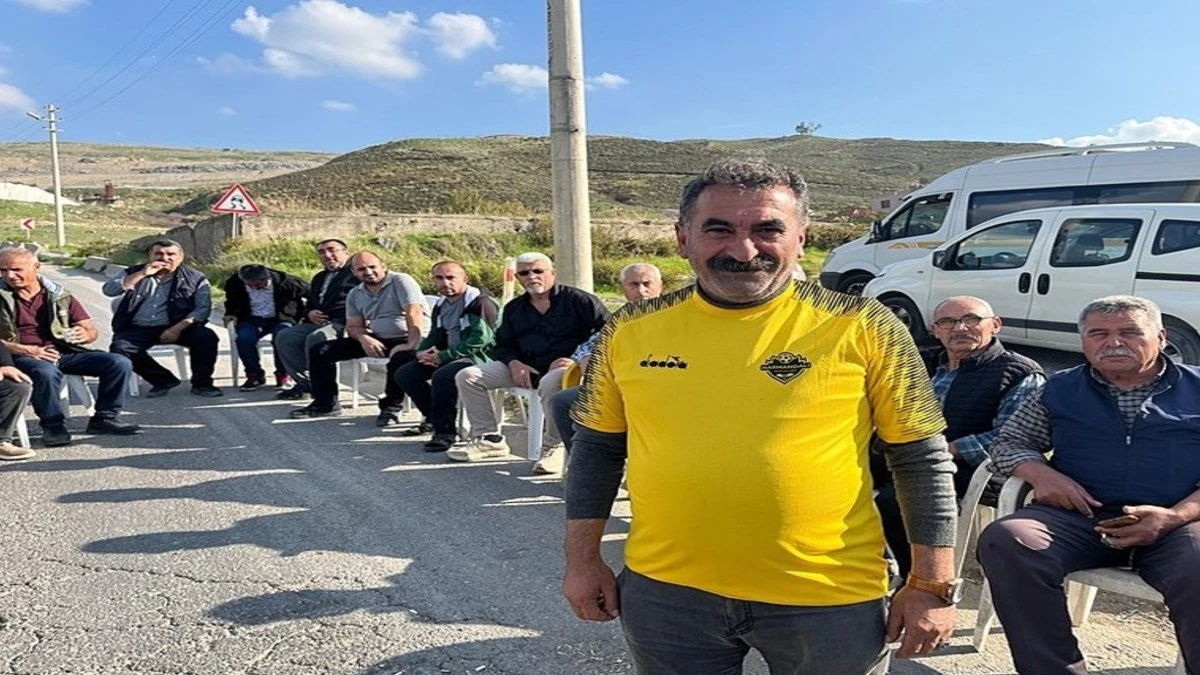 İzmir Harmandalı’nda çöp nöbeti sürüyor!