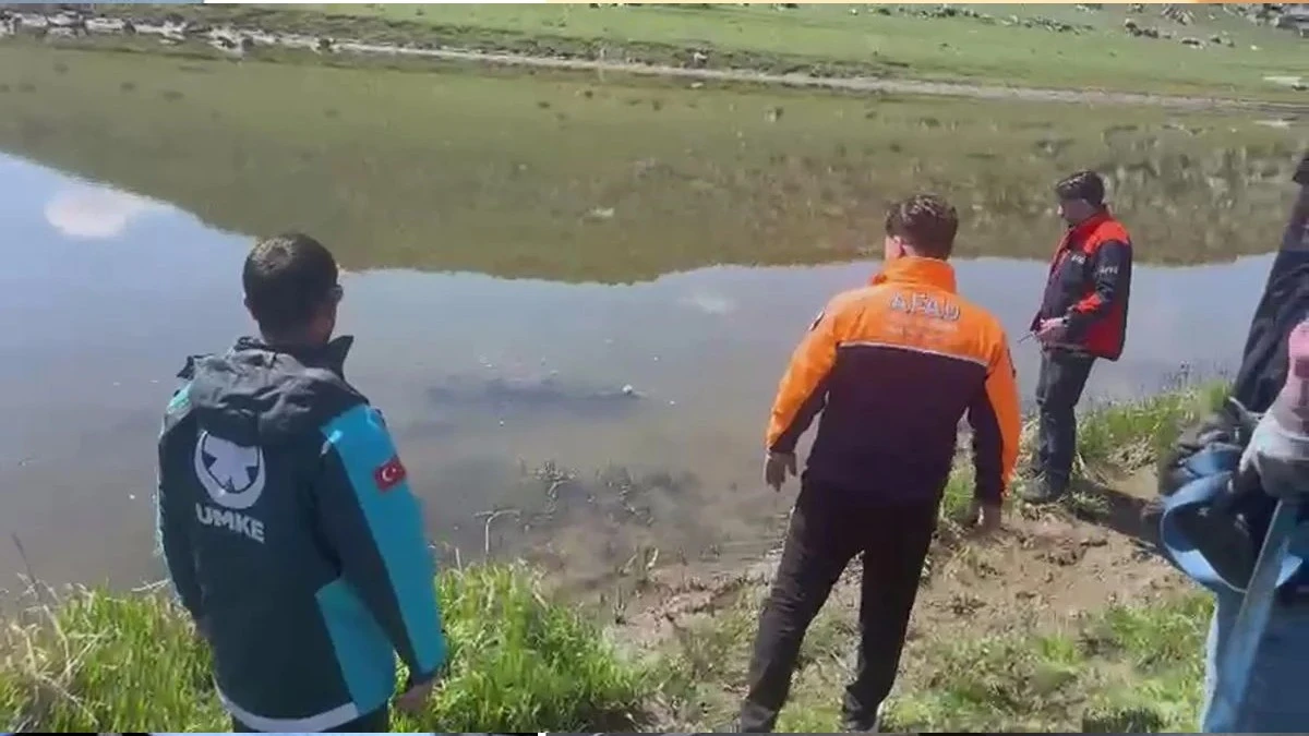 Kayıp Olarak Aranan &Ccedil;ocuğun, Derede Cesedi Bulundu