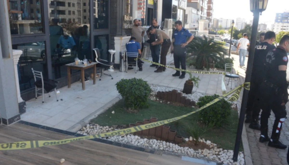 &lsquo;Kocanın Selamı Var&rsquo; Deyip Kurşun Yağdırdı