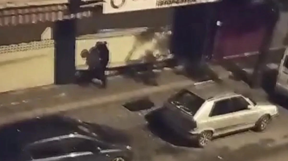 Kuyumcunun 3 kg Altınını Çaldılar