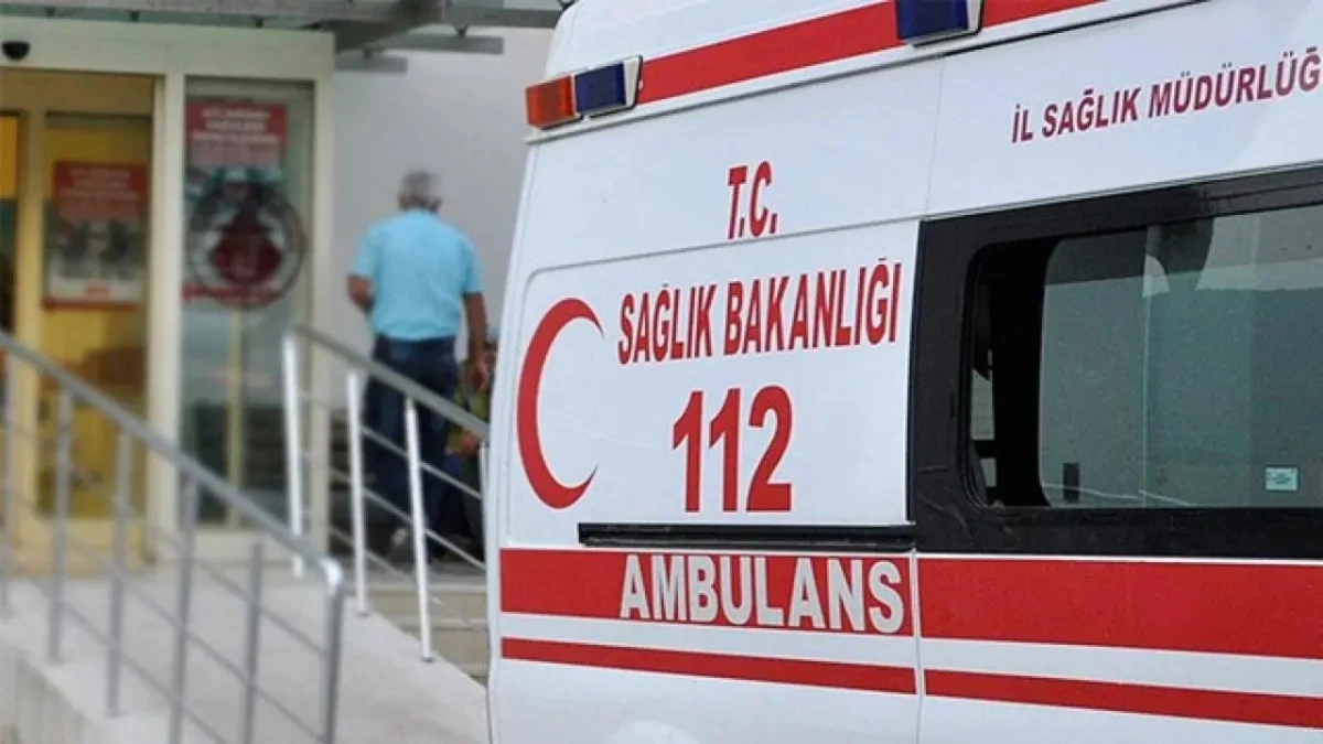Motosiklete Giden Baba Oğulu &Ouml;ld&uuml;rd&uuml;ler