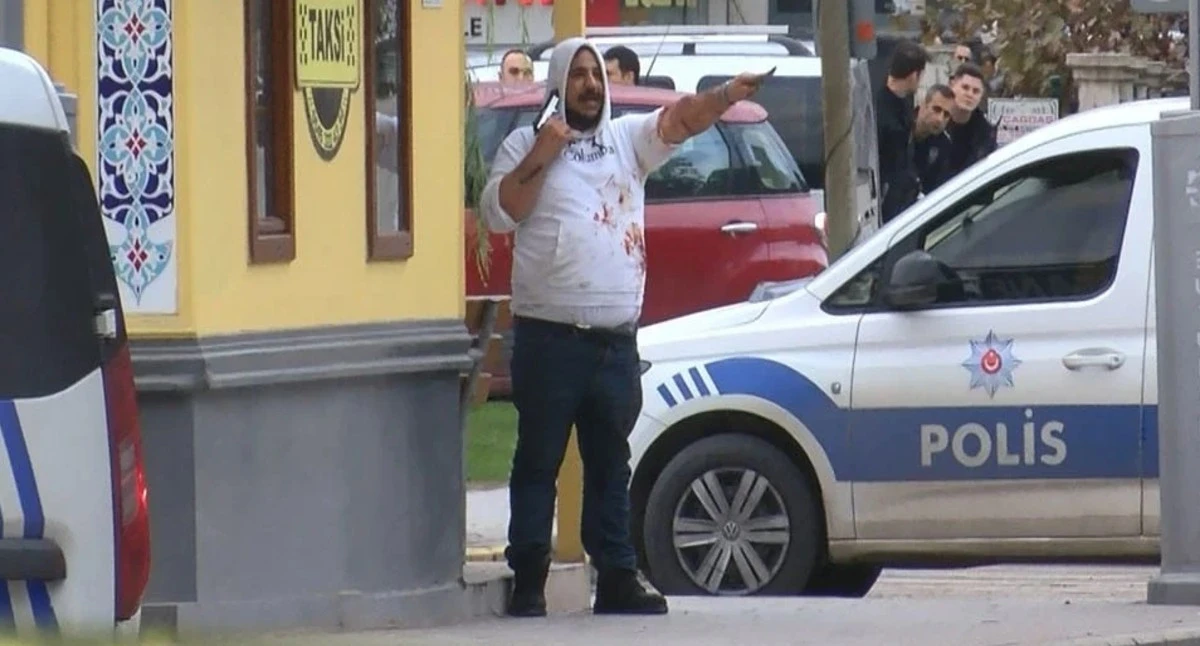 Mucır Kendini Yaraladı