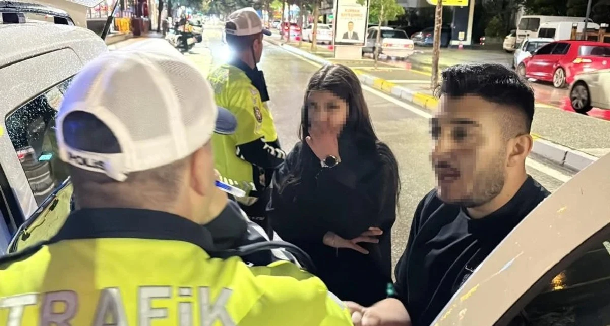 &Ouml;nce Polise Yalvardı, Sonra K&uuml;f&uuml;r Edip Ka&ccedil;tı Ama Kısa Zamanda Yakalandı