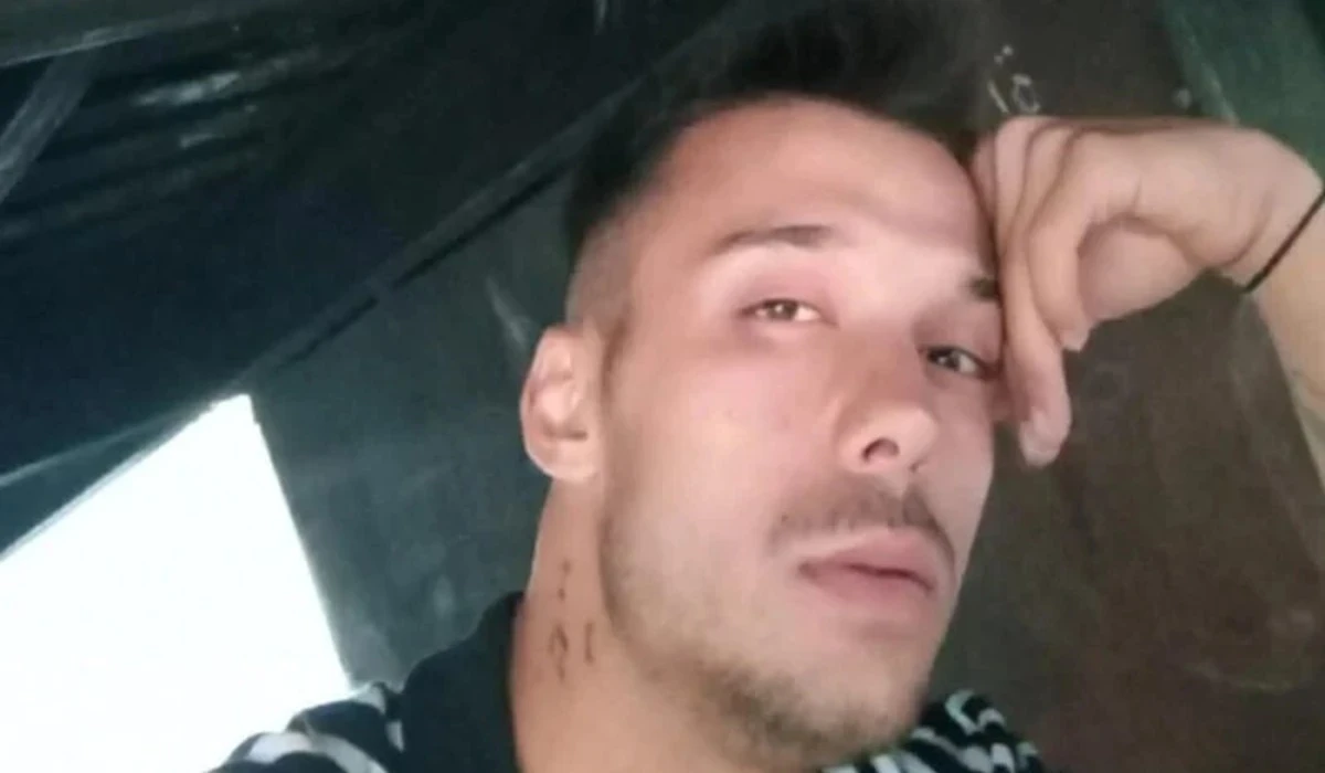 &Ouml;n&uuml; Kesilip Kalbinden Bı&ccedil;aklandı