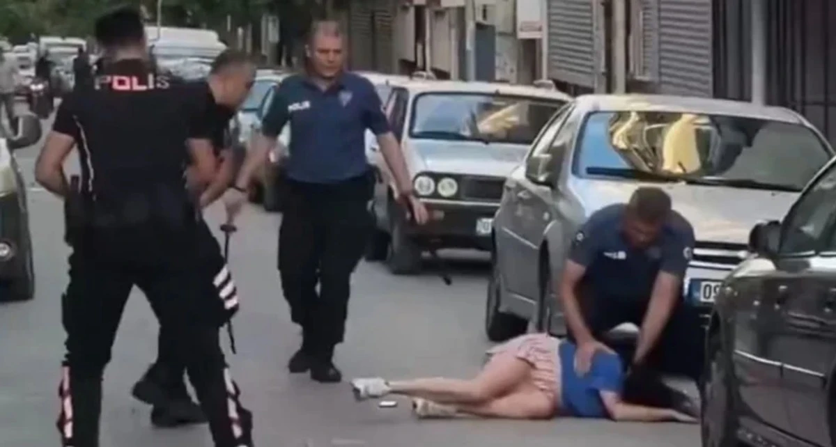 Sokak Ortasında Samuray Kılı&ccedil;lı Dehşet