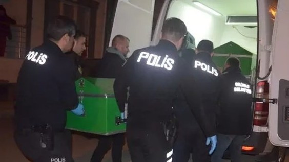 Tartıştığı Annesini Bıçaklayarak Öldürdü