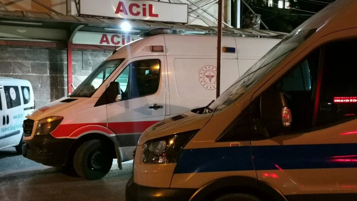 Transeks&uuml;el Kişi Apart Otelde Elektrik Akımına Kapılarak &Ouml;ld&uuml;