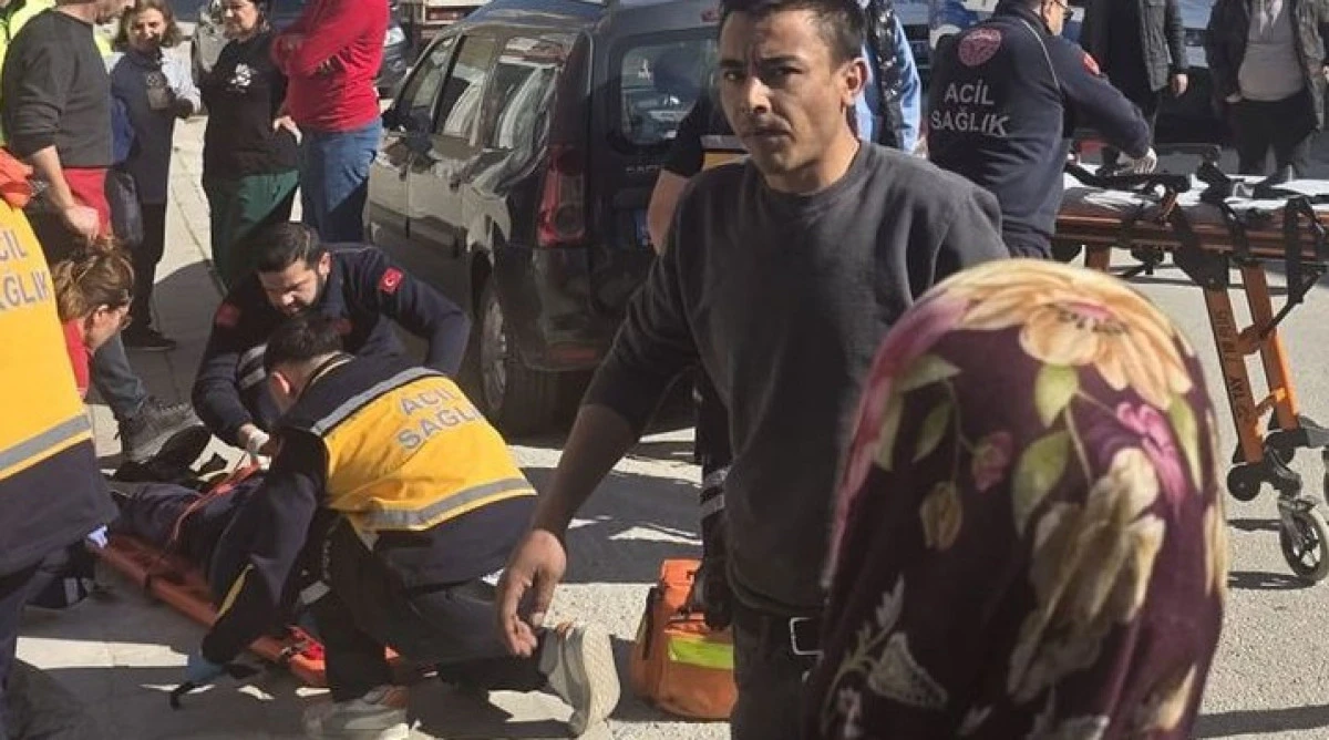 &Uuml;lke Tekasa D&ouml;nm&uuml;ş: Karısını Vuran Adamı Karısının Sevgili Vurdu