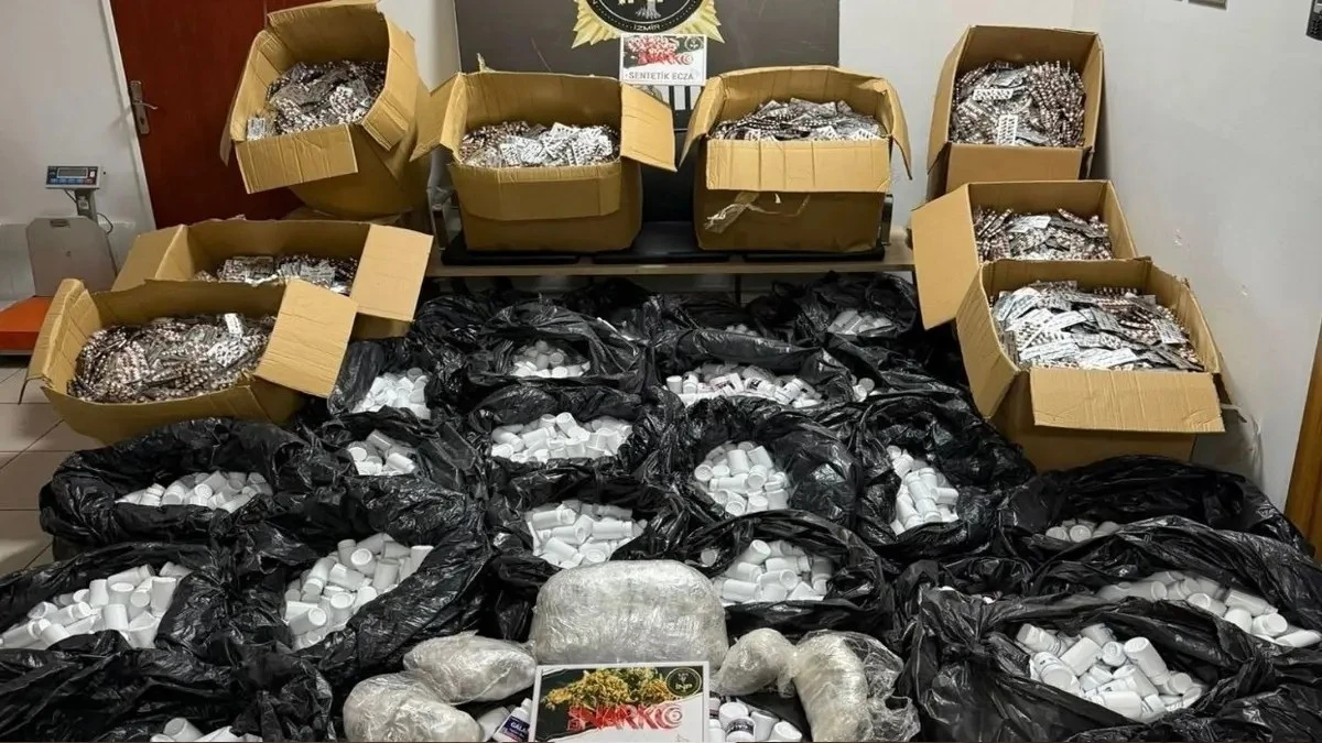 Yarım Milyon Uyuşturucu Hap Ele Geçirildi