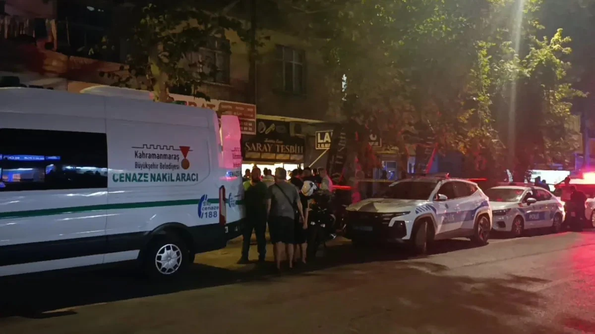 Yemek Yerken Tartıştığı Karısını Öldürdü